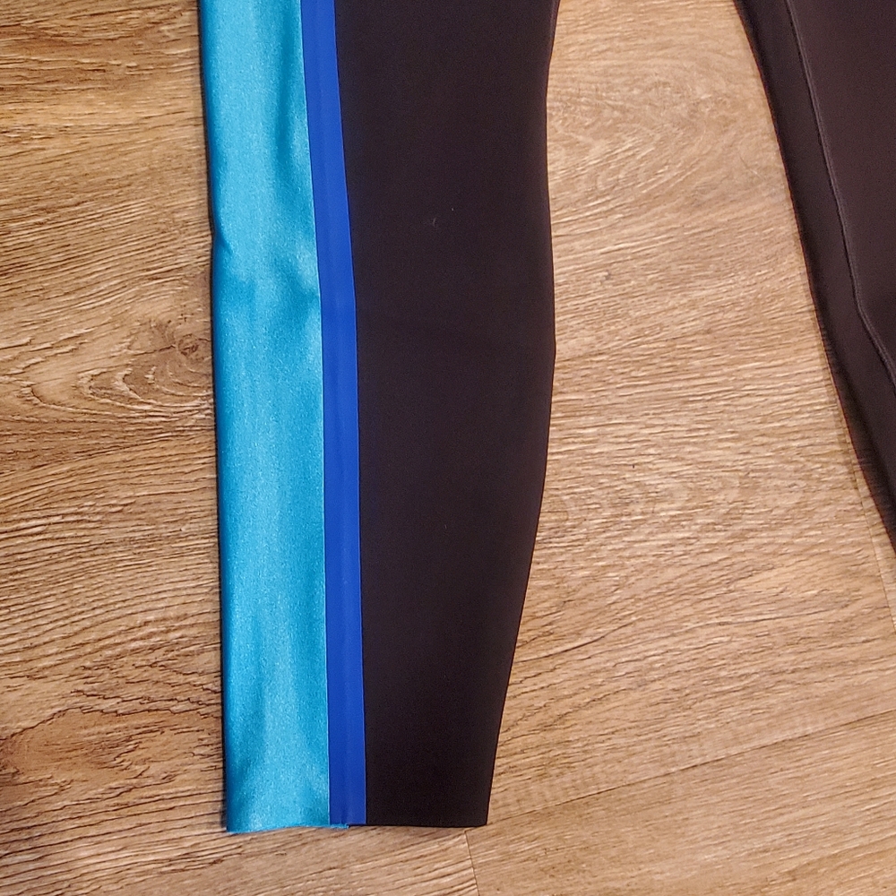 Nike Athletic Pants 💙💓 - Picture 3 of 9